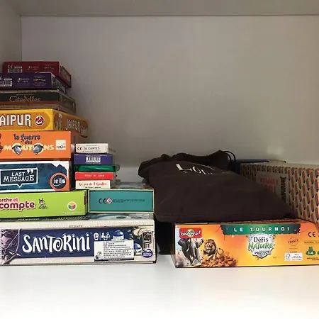 Lumineux Au Centre De Avec Terrasse Et Garage - Fr-1-812-136 Cauterets