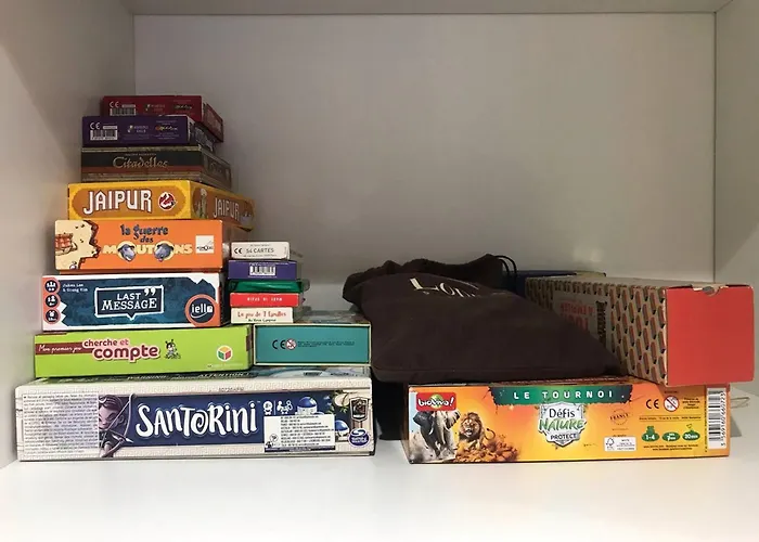 Lumineux Au Centre De Avec Terrasse Et Garage - Fr-1-812-136 Cauterets