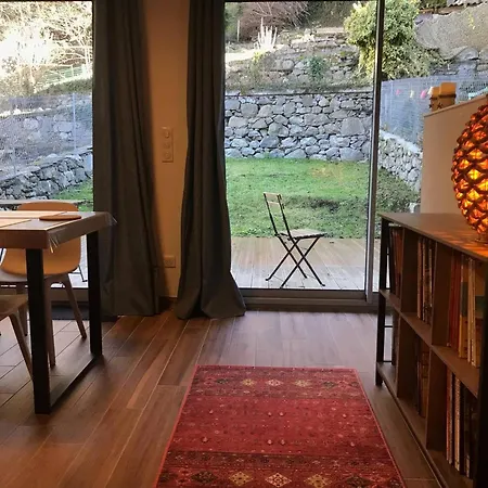 Lumineux Au Centre De Avec Terrasse Et Garage - Fr-1-812-136